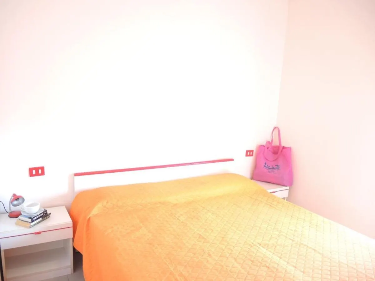 Apartment Renewed Two-Roomed Flat With Swimming Pool Bibione