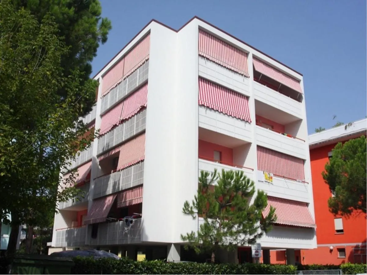 Renewed Two-Roomed Flat With Swimming Pool Bibione 0*,